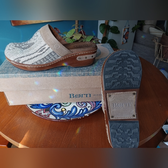 Born Brandy clogs - Picture 2 of 2